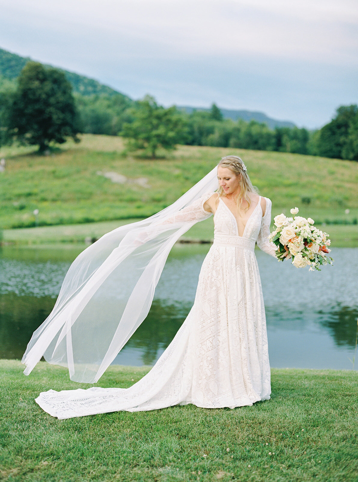 Coryn Kiefer Photography Emily + Luke Wedding-982
