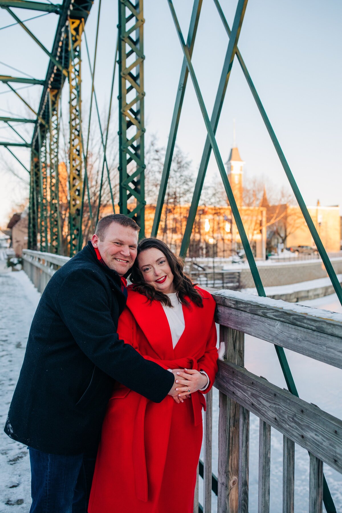 Elegant-Engagement-Portraits-Cedarburg3