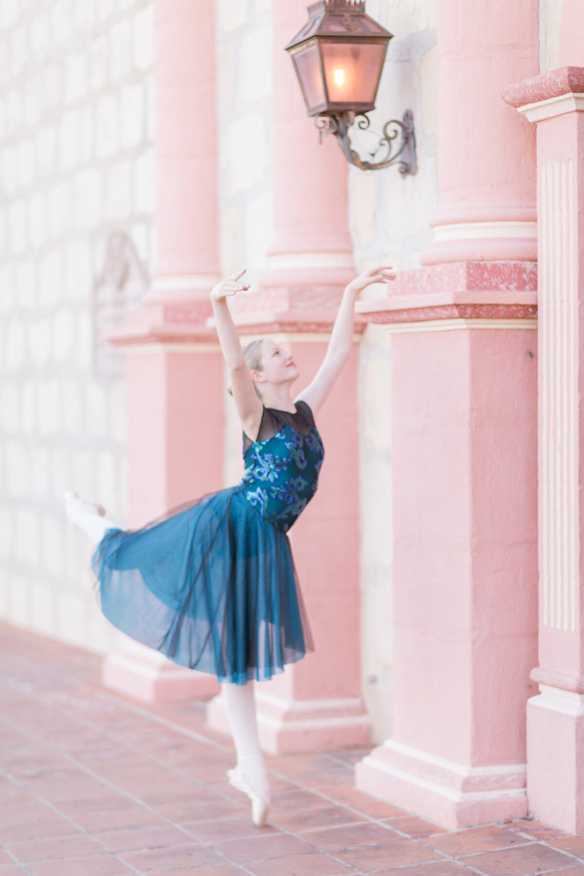 JanelleStephaniePhotography-SantaBarbaraMission-BalletPortraits-32