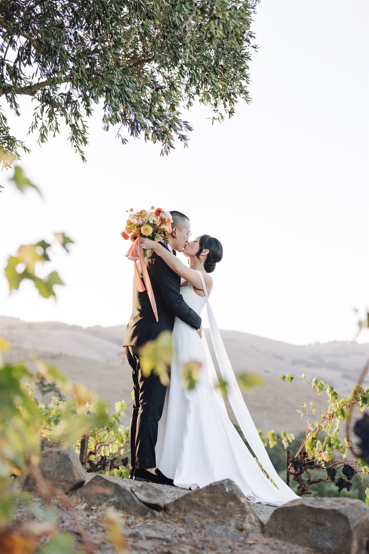 viansa-sonoma-wedding-annie-ben-ashley-carlascio-photography-0689