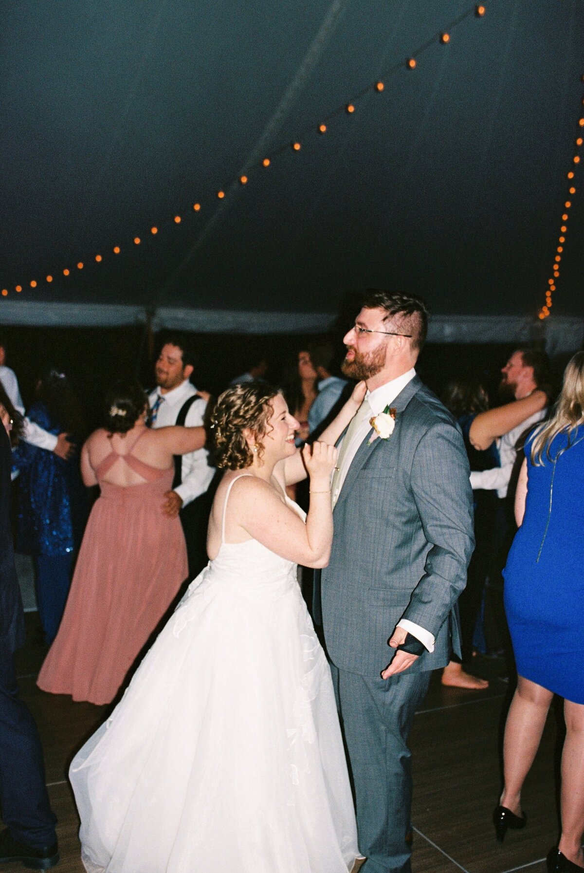 GlenMagnaFarm-Wedding-FilmPhotographer7