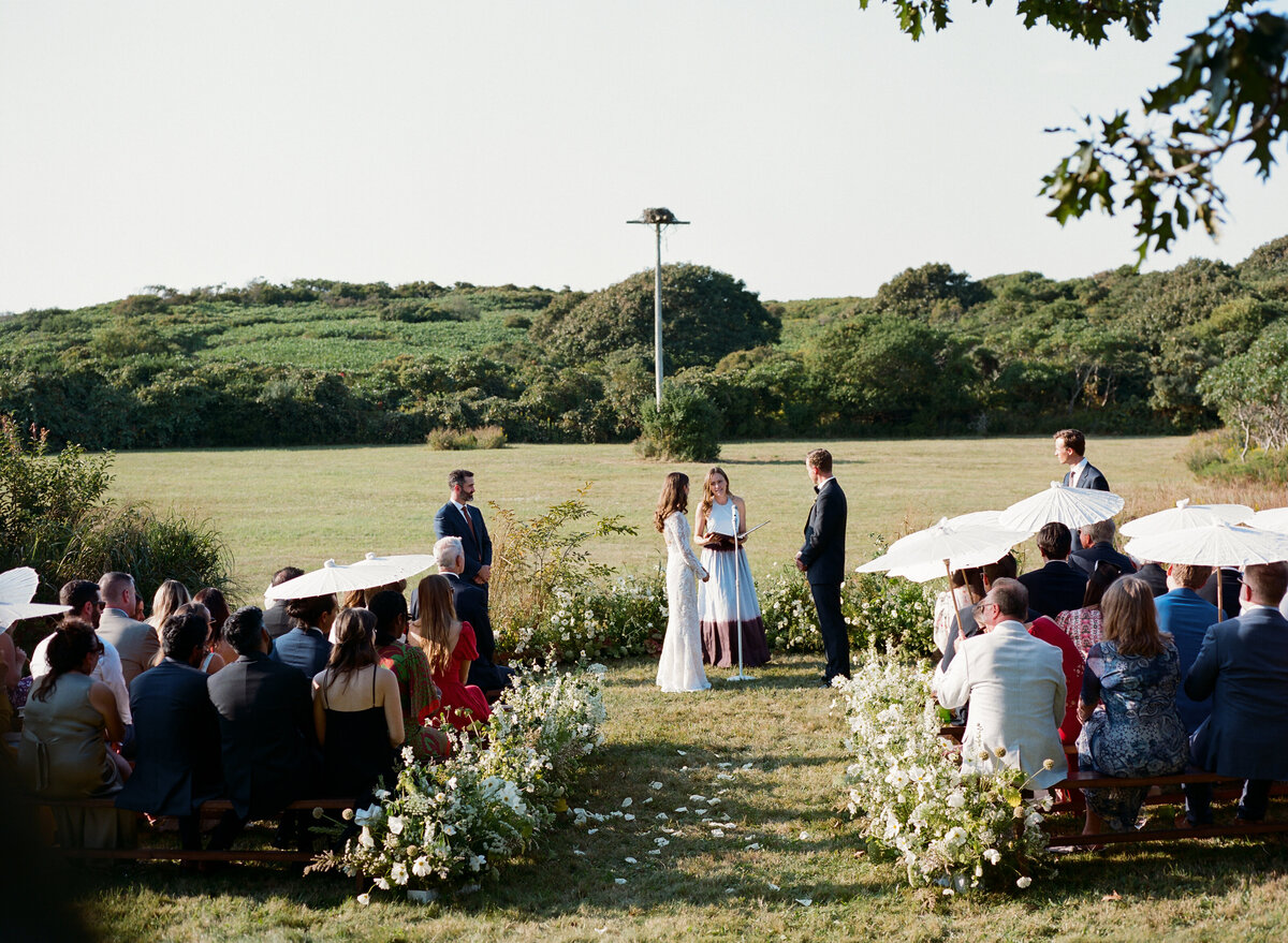 Marthas-vineyard-wedding-planner-kg-events-design-luxury-destination-weddings-private-events-corporate-events-aquinnah-ma-event-designer-outermost-inn-outdoor-tented-wedding-reception-black-frame-tent-48