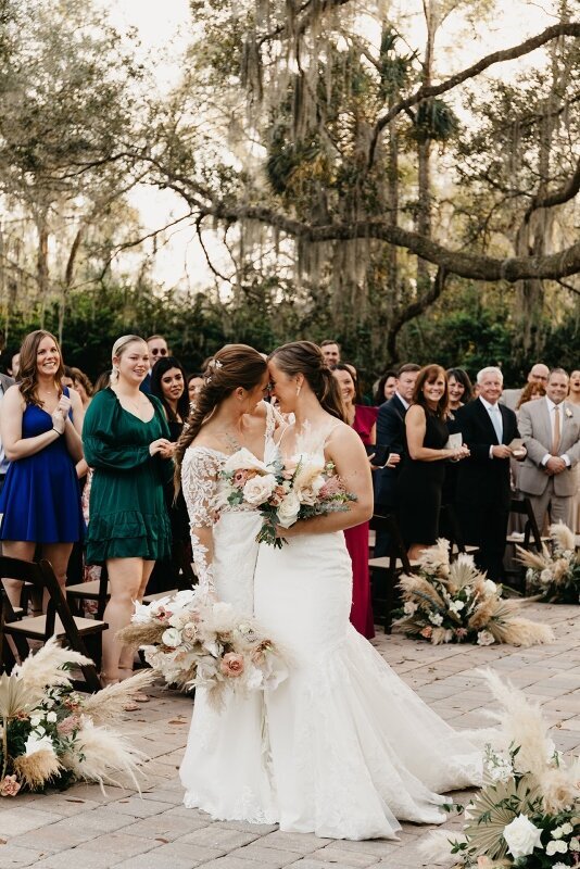 Kelsey_Draven_Wearethebowsers-1007_websizeSameSexBohoFlorals