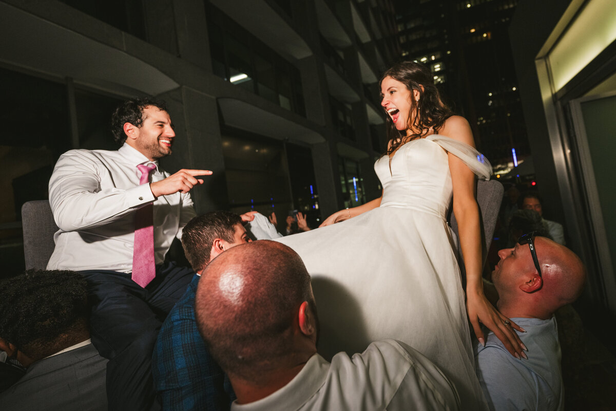 south-branch-wedding-chicago-loop-david-maia-1179