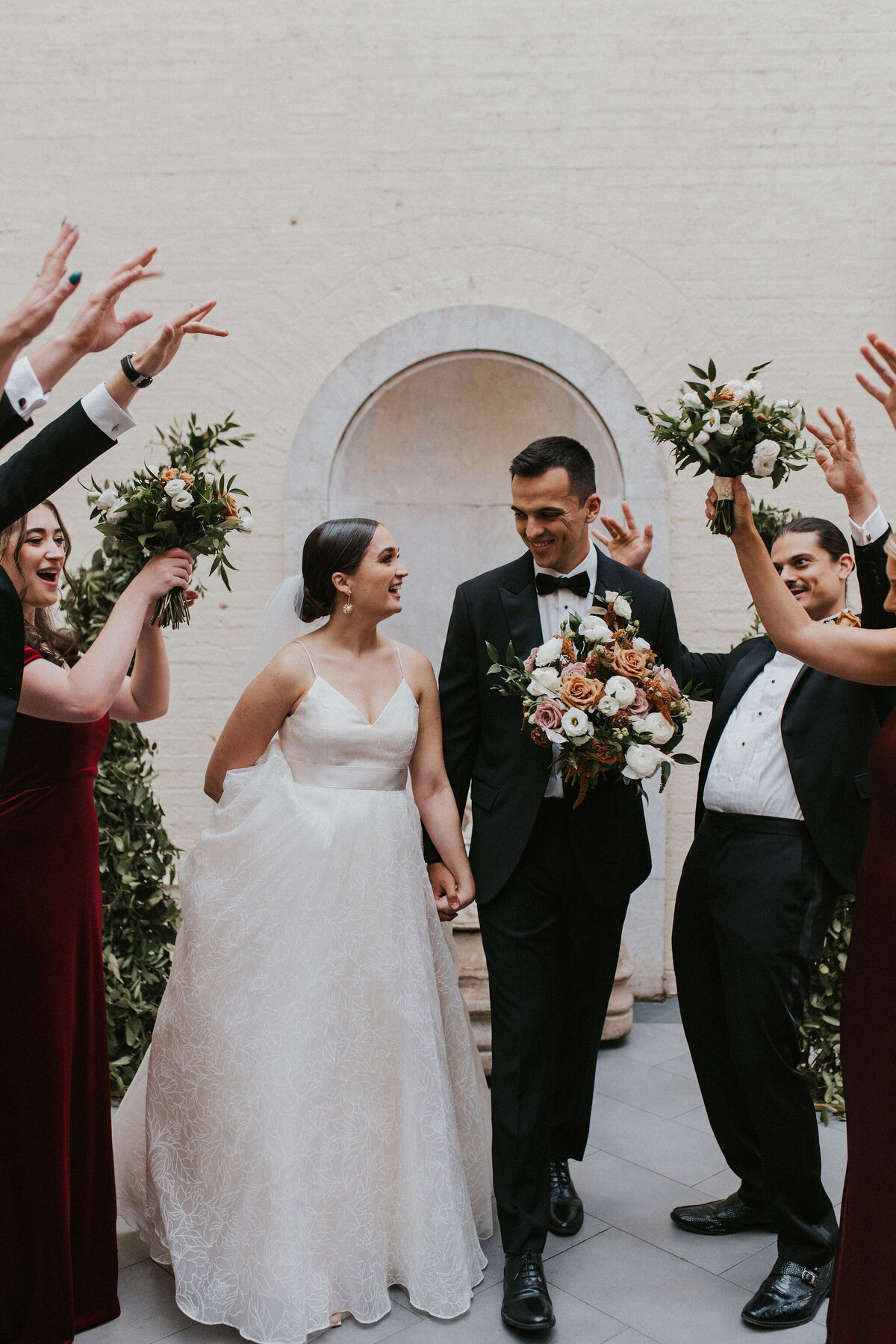 WELLING-FLORES.Wedding.EngineersClub-brdlprty-23