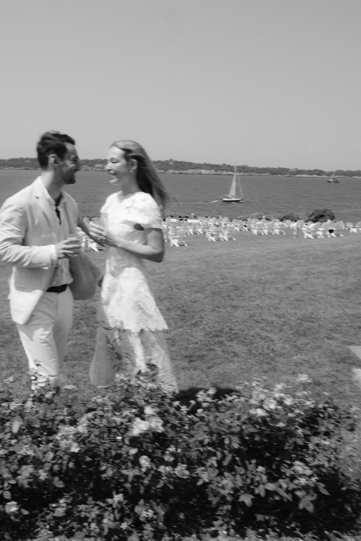 couple-photography-at-castle-hill-inn-ri