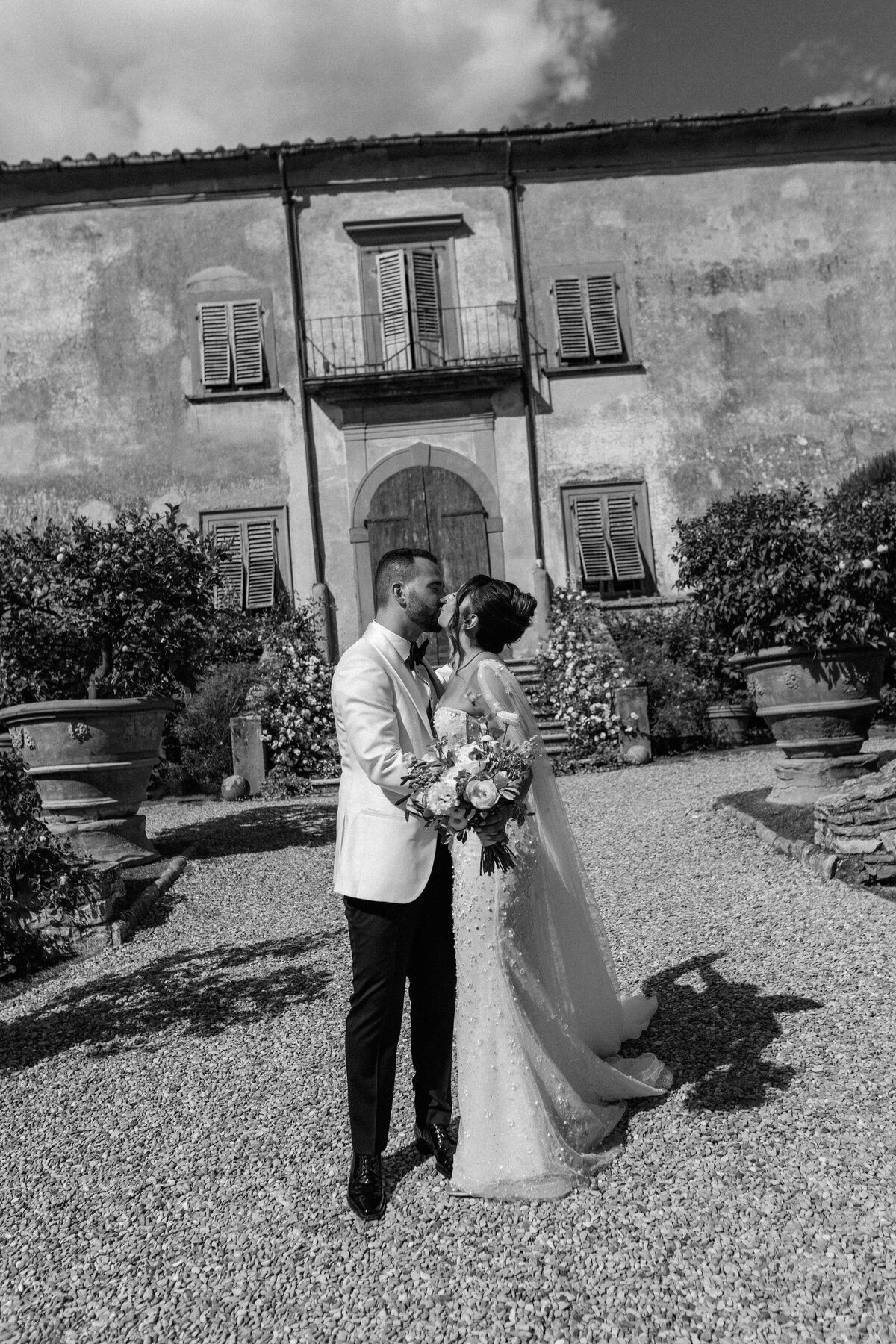 515-Villa-Medicea-di-Lilliano-Tuscany-Italy-Emilia-Paolo-Wedding-22