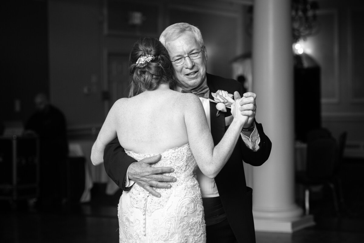 father_daughter_dance