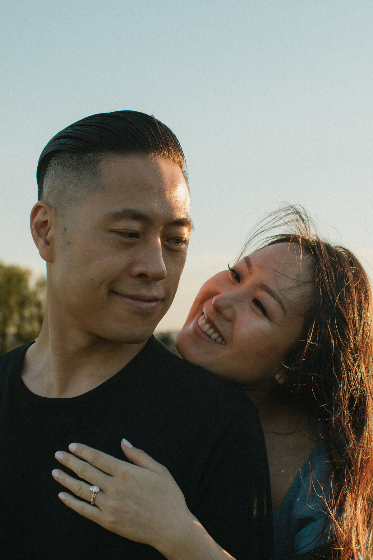 Couples-session-discovery-park-documentary-style-jennifer-moreno-photography-seattle-washington