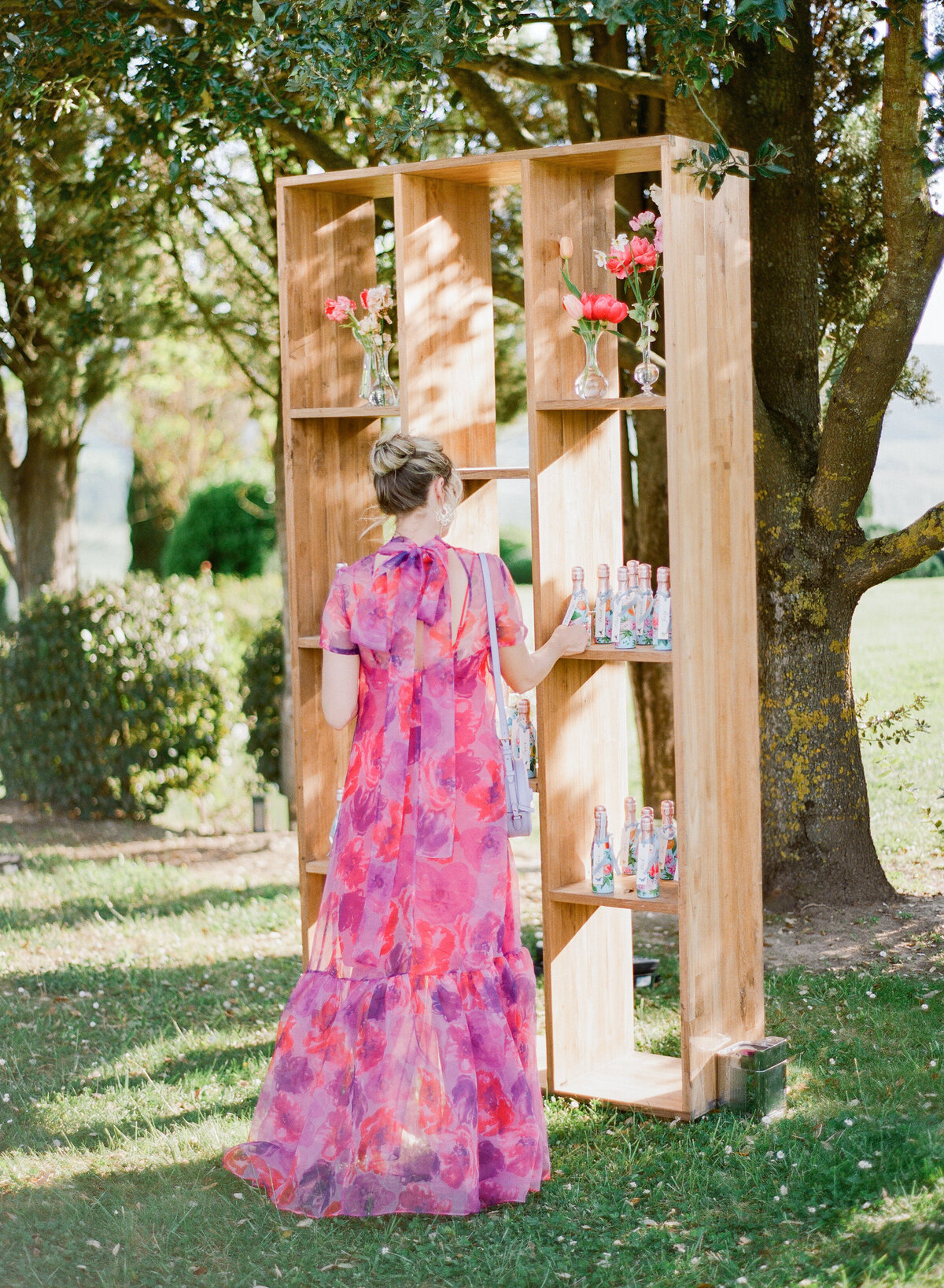 30-rebecca-yale-tuscany-floral-wedding-borgo-finocchieto