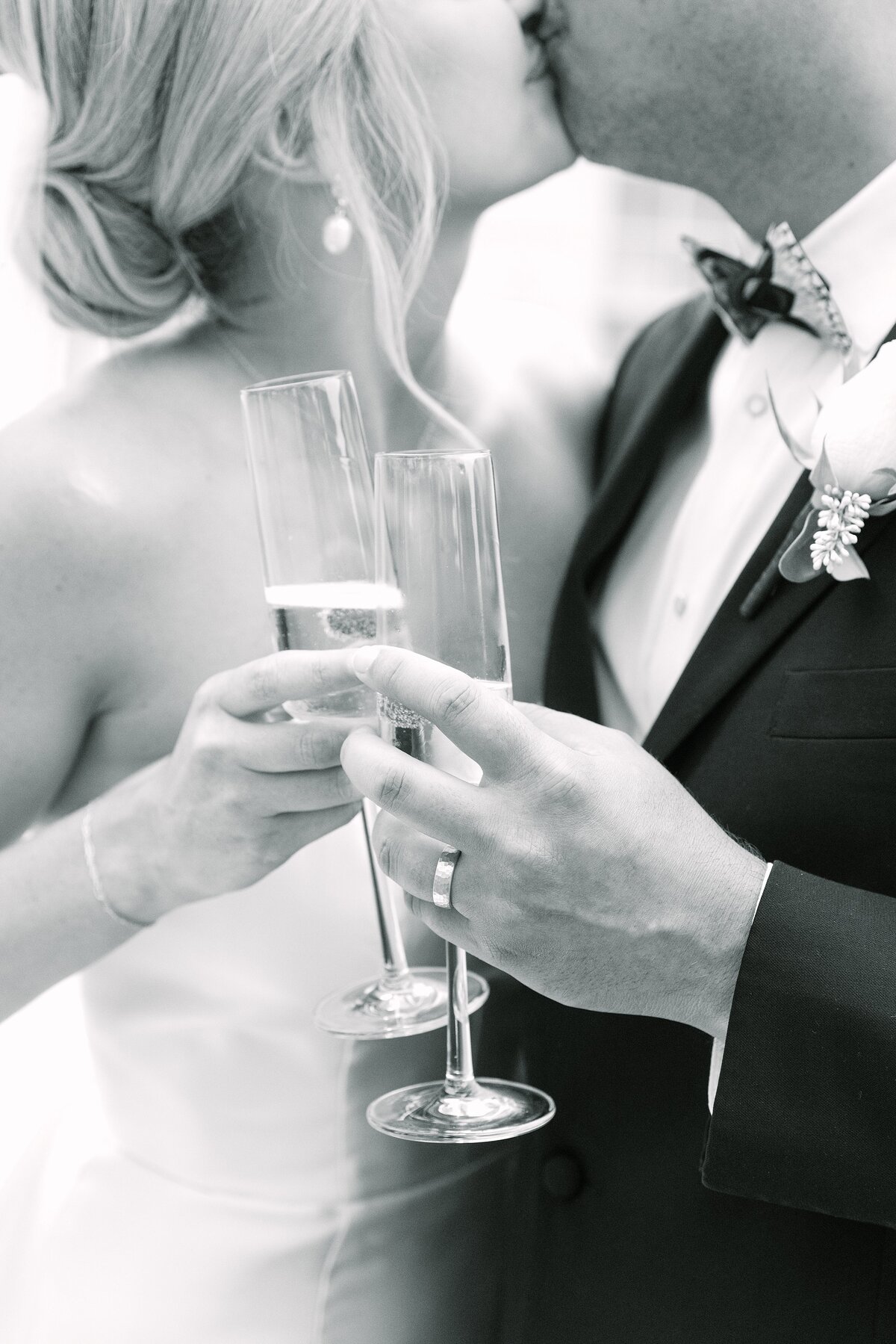 Magnolia-Way-Columbia-SC-Spring-Wedding-Dana-Cubbage_0026