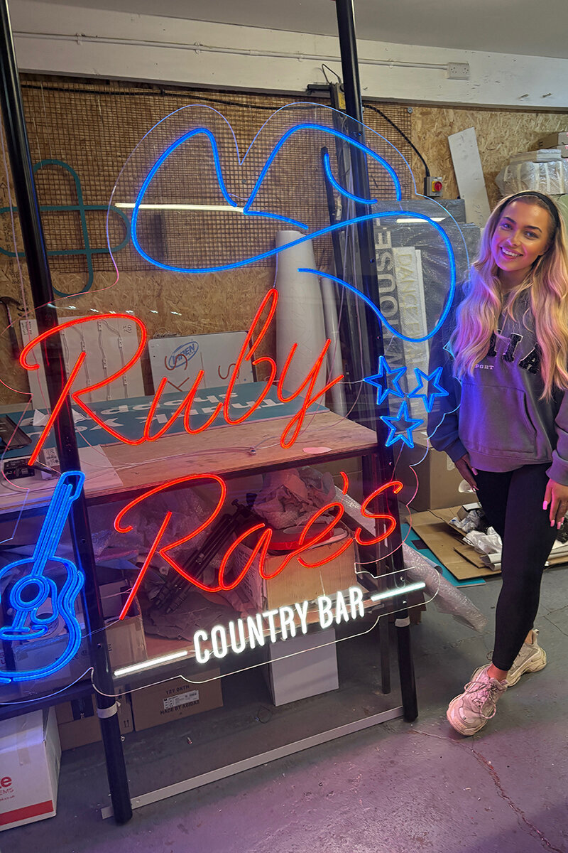 ellis-signs-custom-led-neon-sign-for-bar-newcastle-gateshead-north-east
