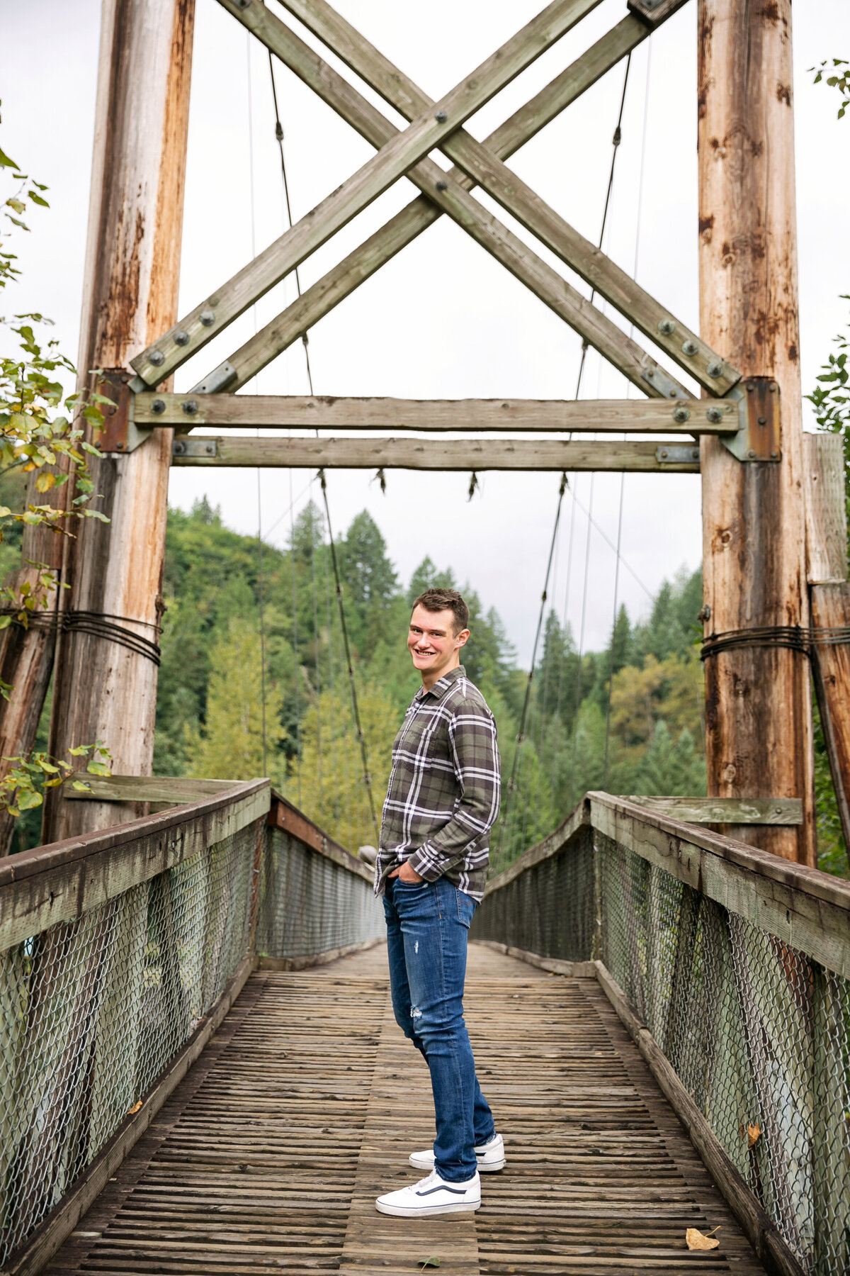 issaquah-bellevue-seattle-senior-guys-teens-pictures-nancy-chabot-photography-13