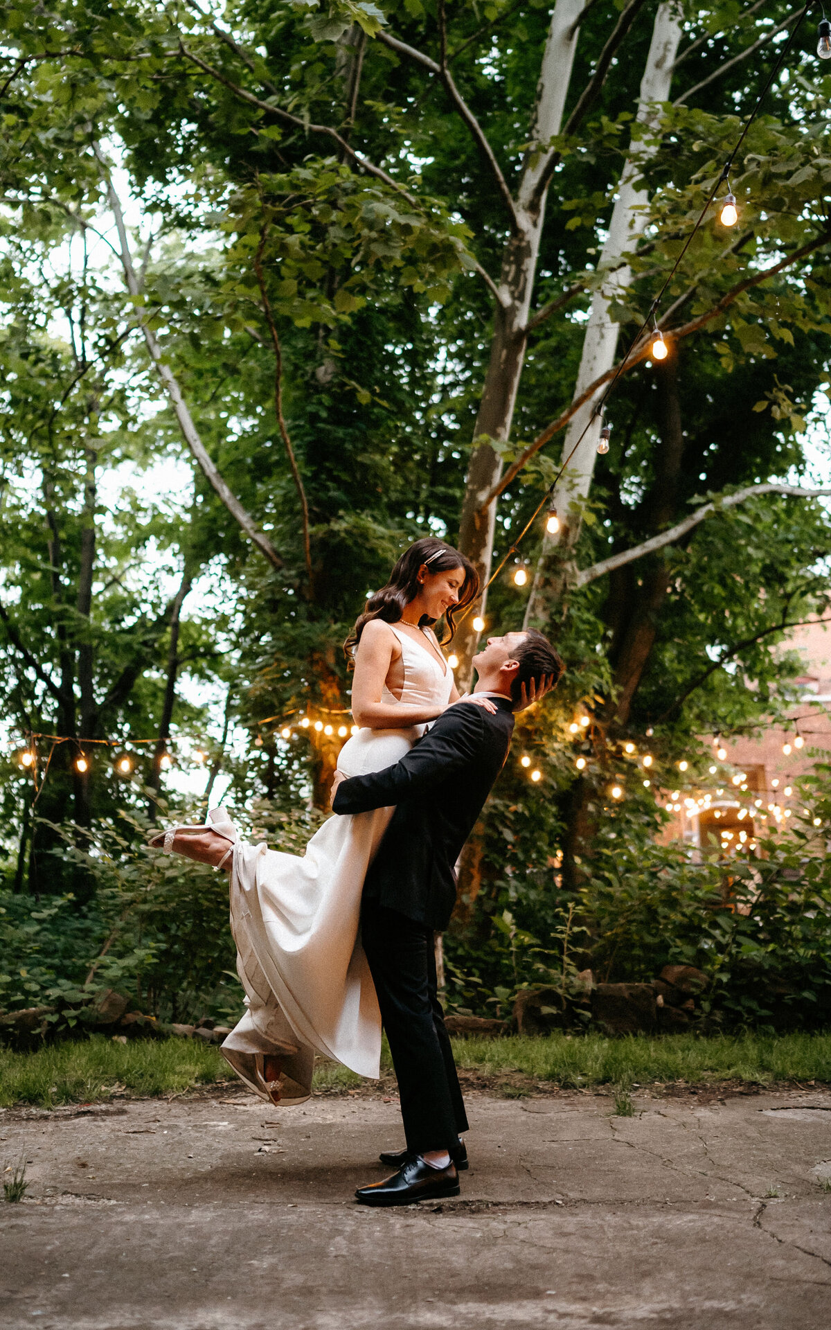 Wedding Portrait by Lisa Blanche Photography