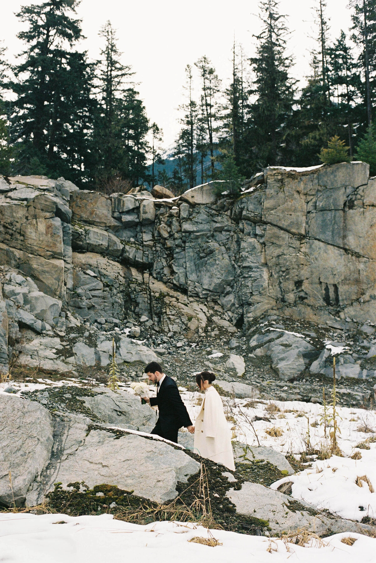 515-Wedge-Mountain-Lodge-and-Spa-Whistler-BC-Canada-Samara-Andre-Wedding-38