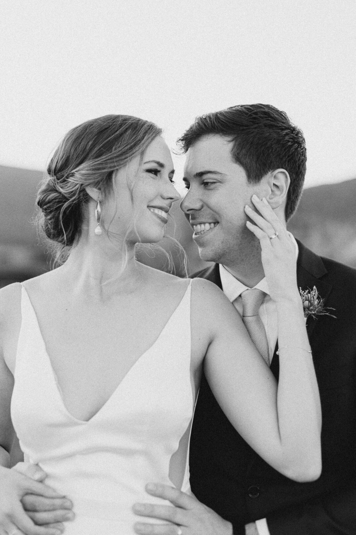 audra-jones-photography-king-family-vineyards-wedding-ali-richie-290