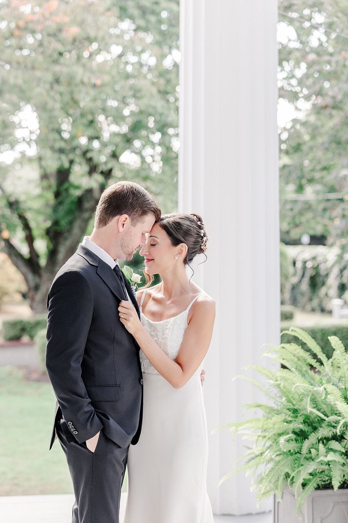 brittany-graf-photography-jennifer-joseph-wedding-burr-mansion-fairfield-ct_0064