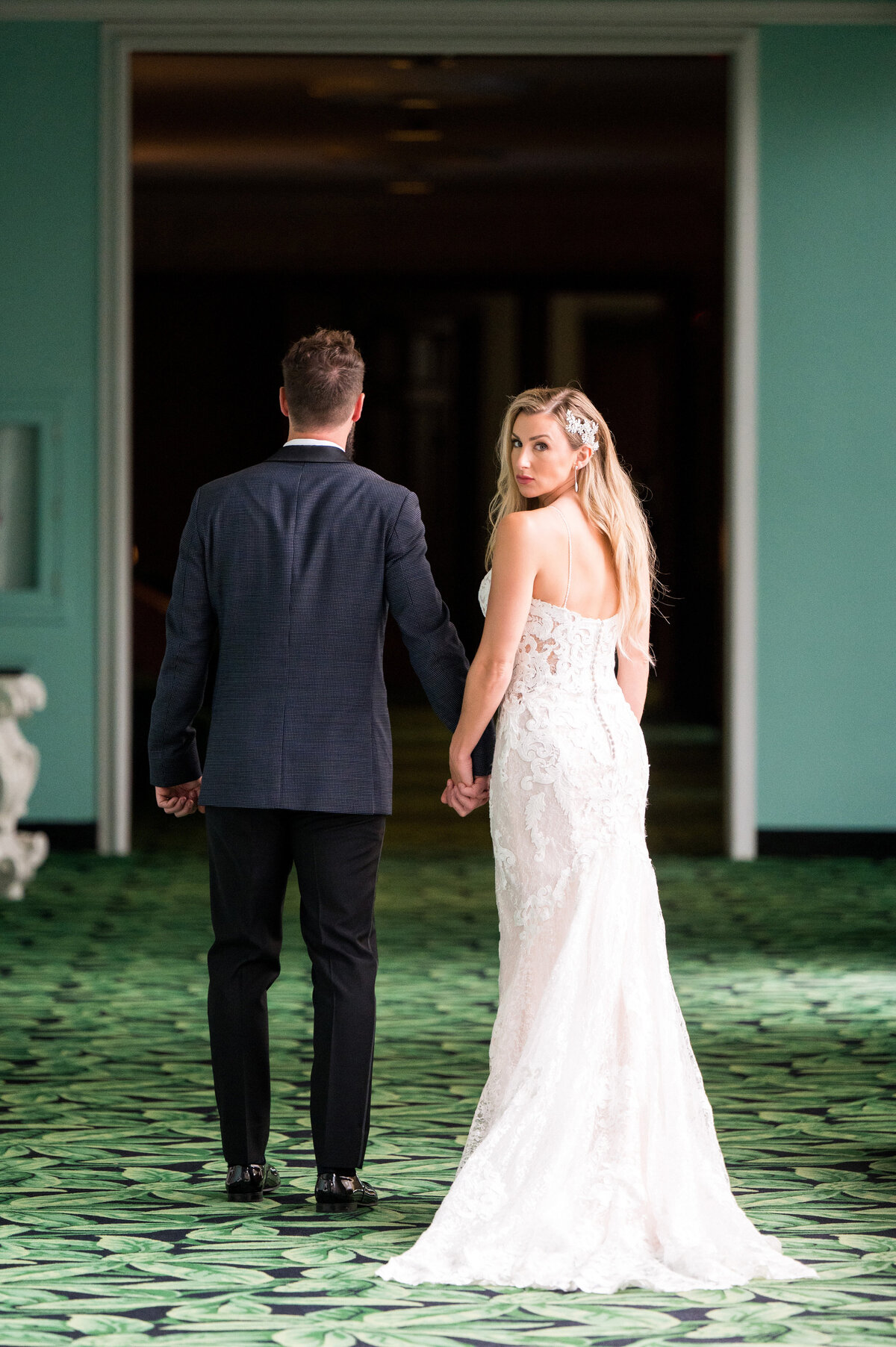 bride at the greenbrier resort