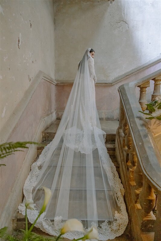 Bride getting ready at General Prim