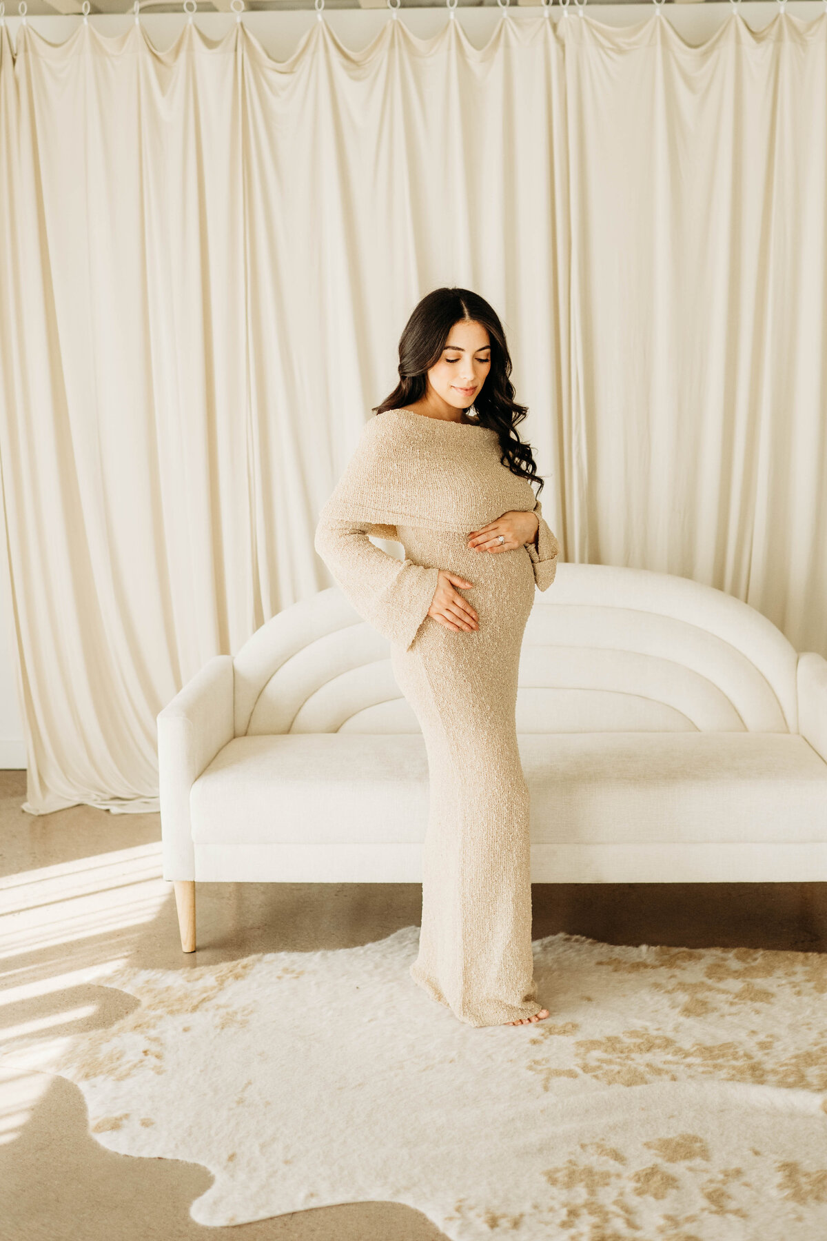 Maternity-Photoshoot-Studio-Las-Vegas (3)