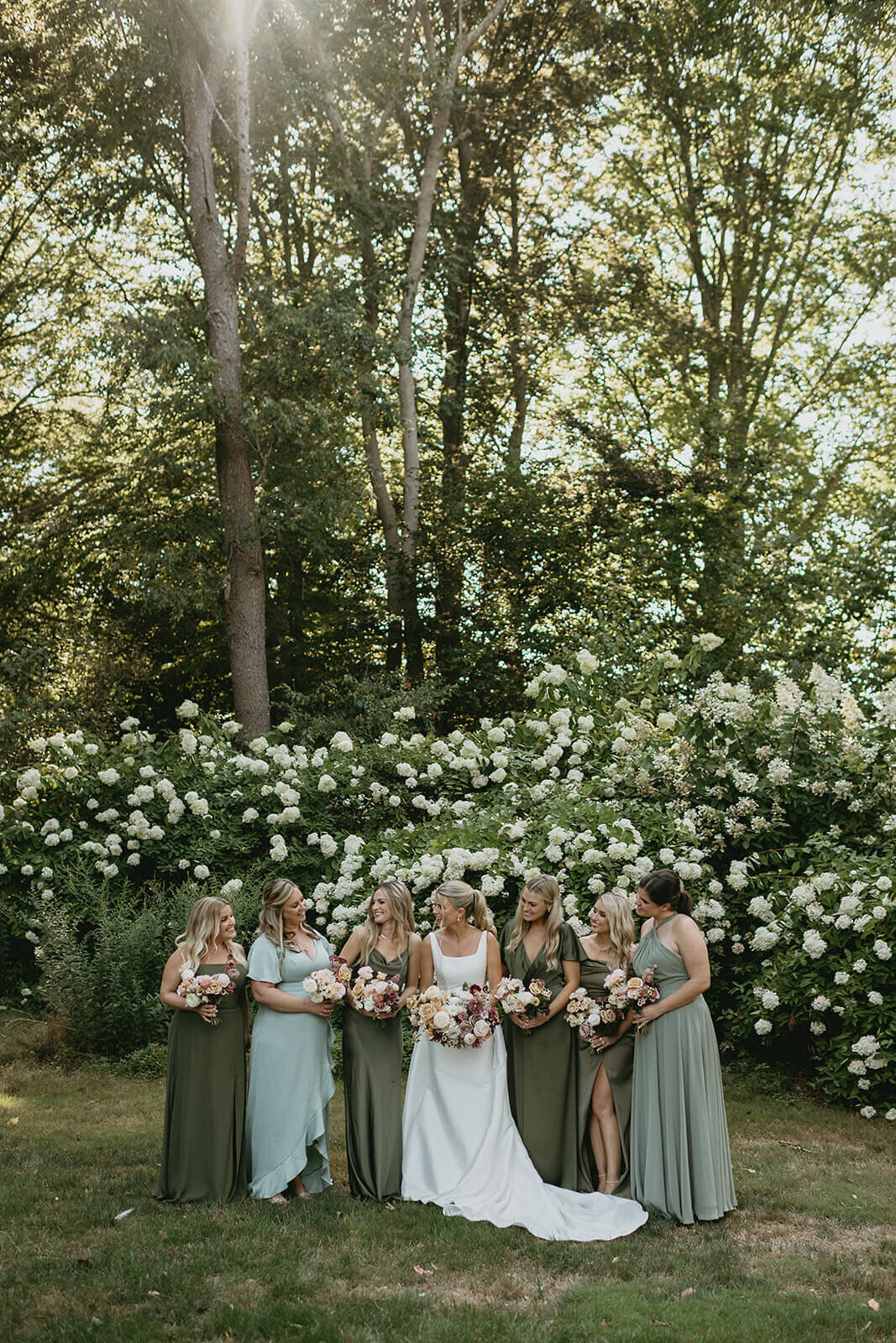 glen-manor-house-summer-wedding-florals-24