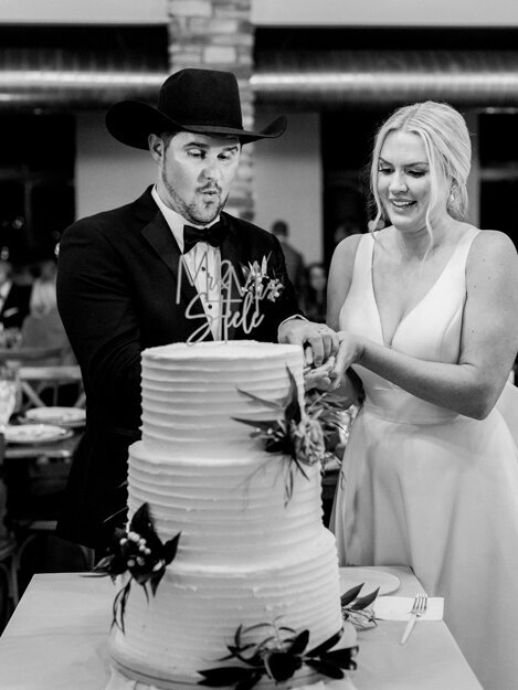 love_tree_studios_-capital_bluffs_wedding_0069 copyb