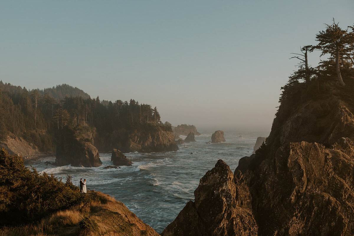 brookings-oregon-elopement-photographer-venturing-vows-57