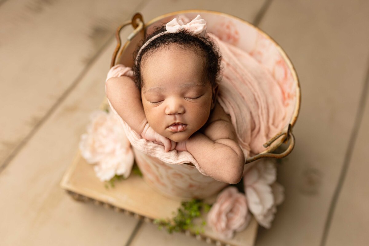 newborn_Sayre-Briele-Photography-LLC_Courtney-Harris-23