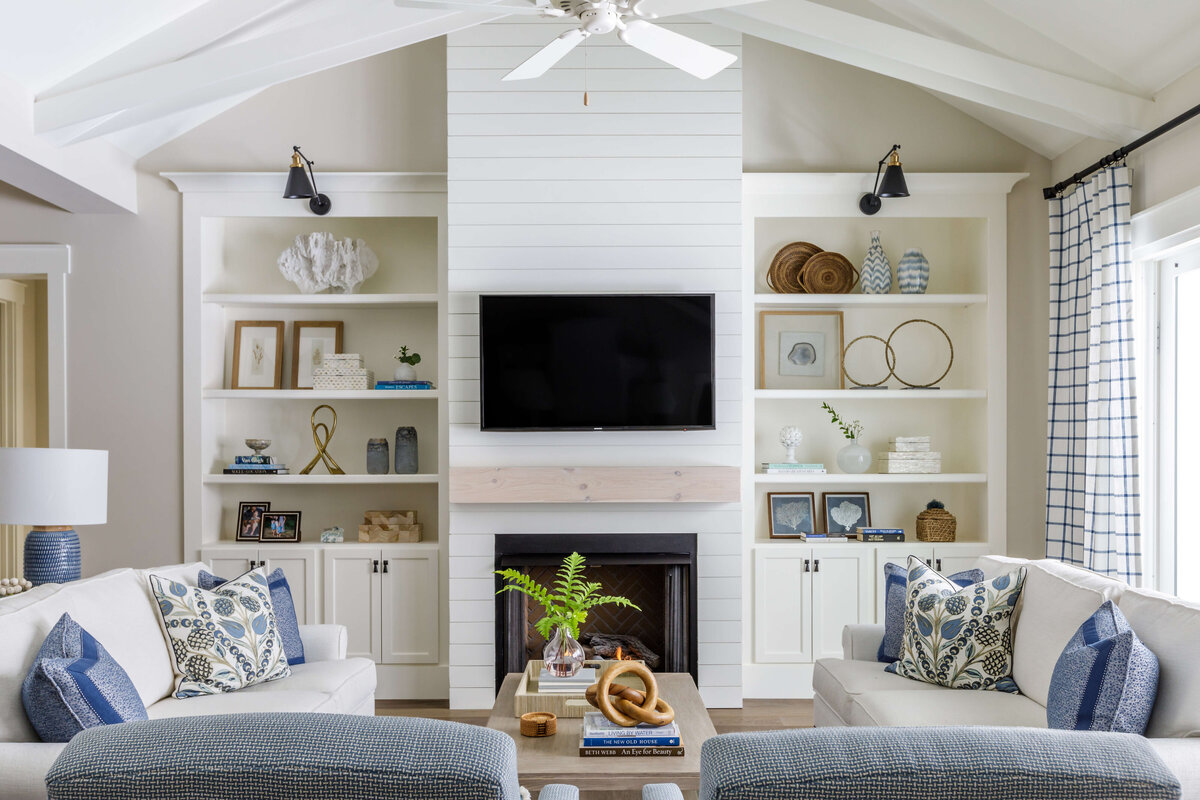 Fernandina Beach Fireplace LolaInteriors