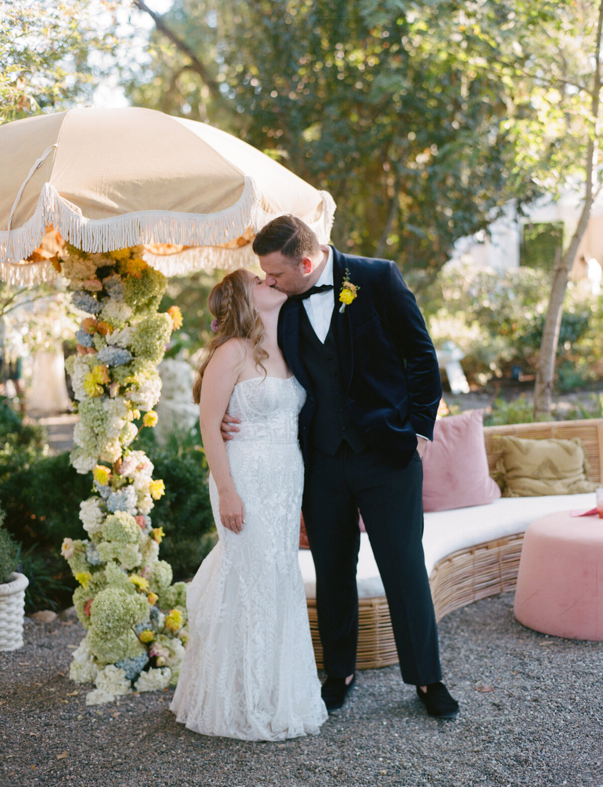Megan-and-Alex-cocktail-hour-kristine-herman-photography-111