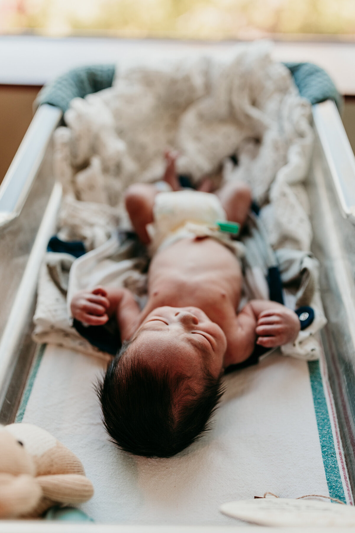 NW Arkansas fresh 48 photographer, fresh 48 photos near me NWA, fresh newborn photoshoot Fayetteville AR, professional fresh newborn photography