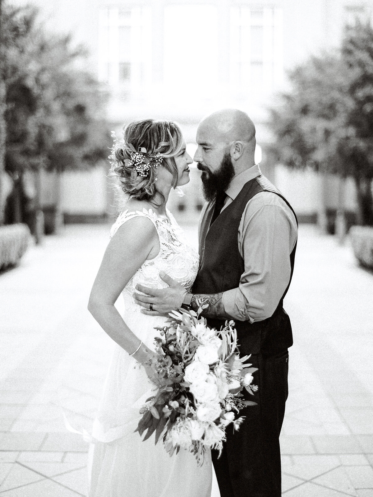 Courtney + Rob Sneak-1021