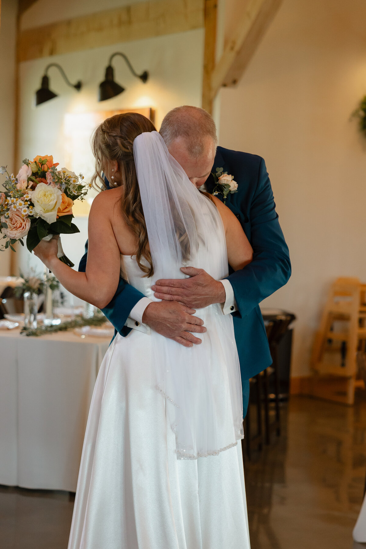 Sydney and Brant's Rustic Midwest Wedding Photography-118