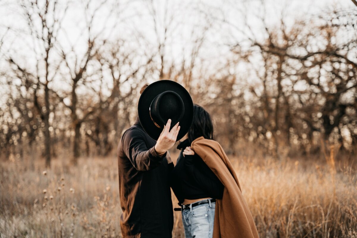 andres-molina-z1YpeHTwYmI-unsplash