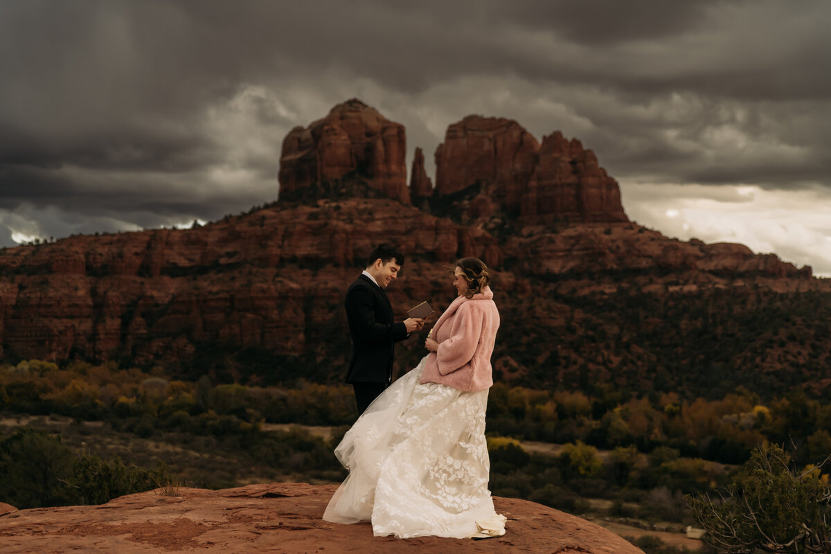 overcast elopement photos in arizona