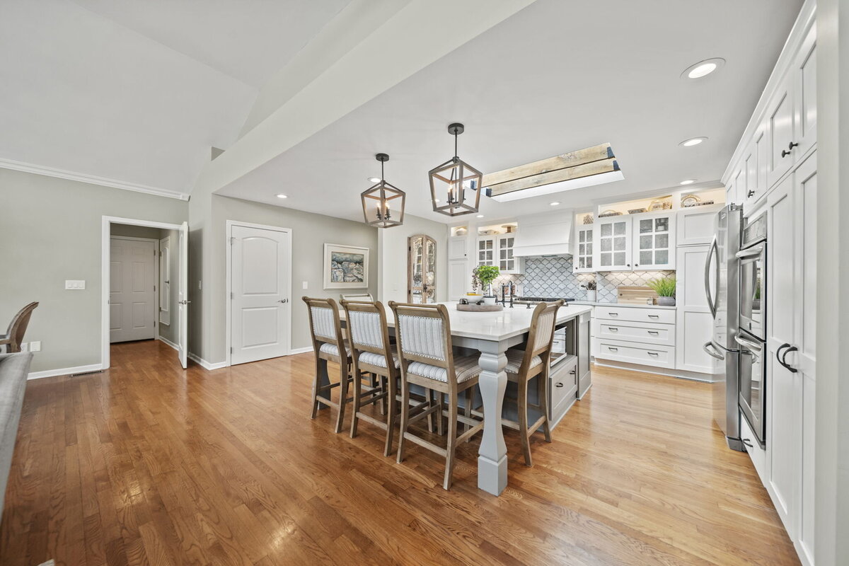 24-web-or-mls-A7402306