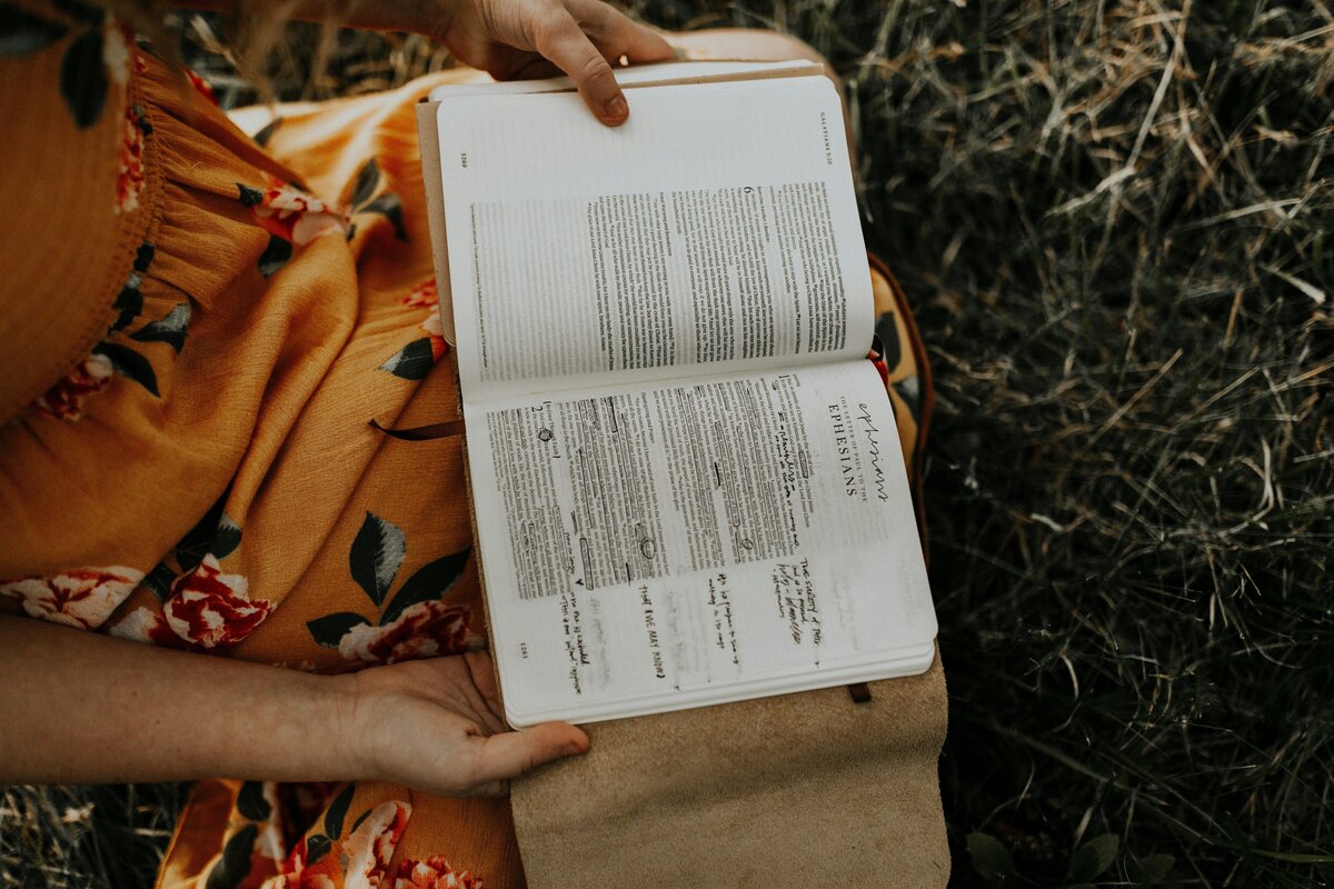 hannah-busing-GMhMmkP_yPs-unsplash