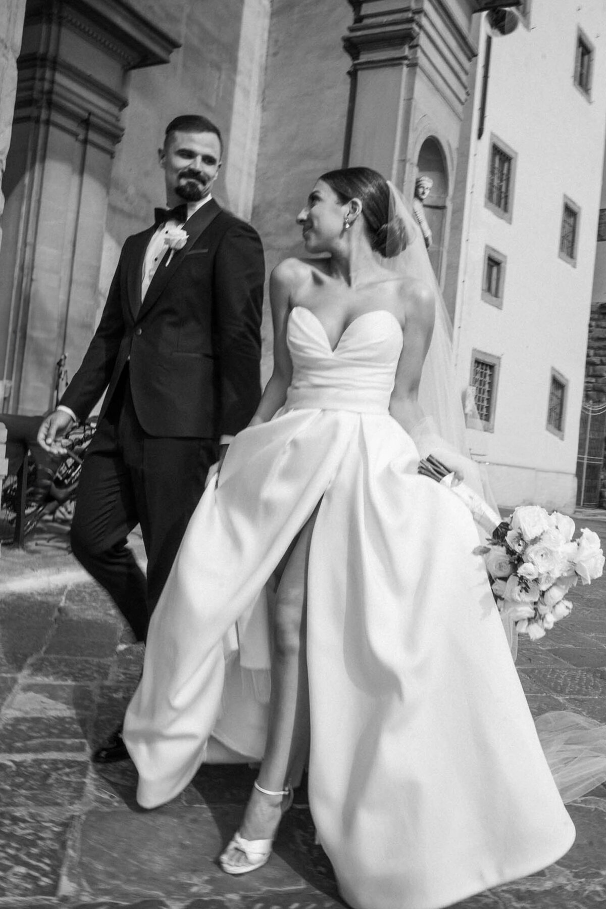 515-Villa-Petriolo-Tuscany-Italy-Carly-Roman-Wedding-38