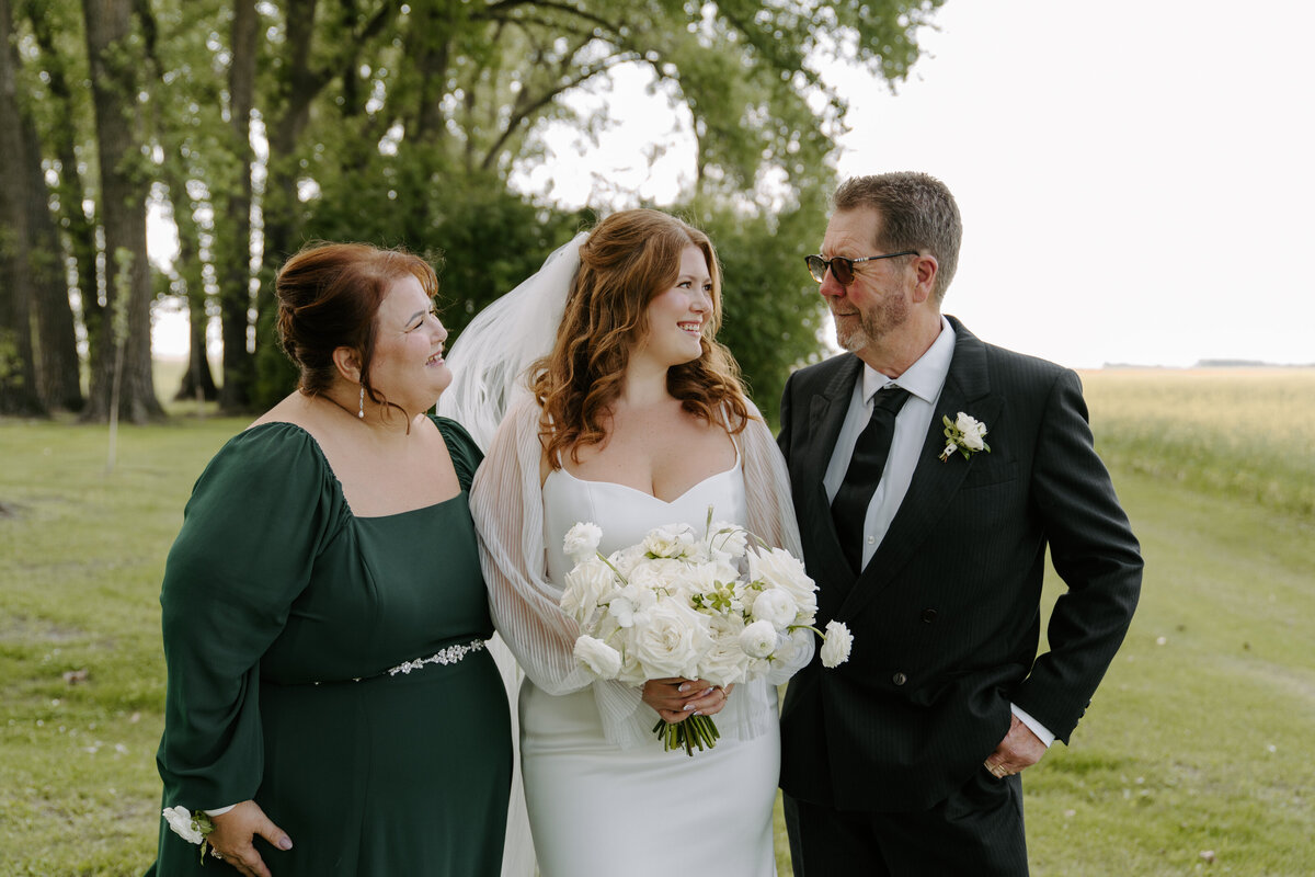 evergreen_weddings_co_canada_wedding_planner_designer_ottawa_winnipeg_toronto_full_service_wedding_planning_management_coordination_coordinating_design_services_designer_luxury_high_end_32