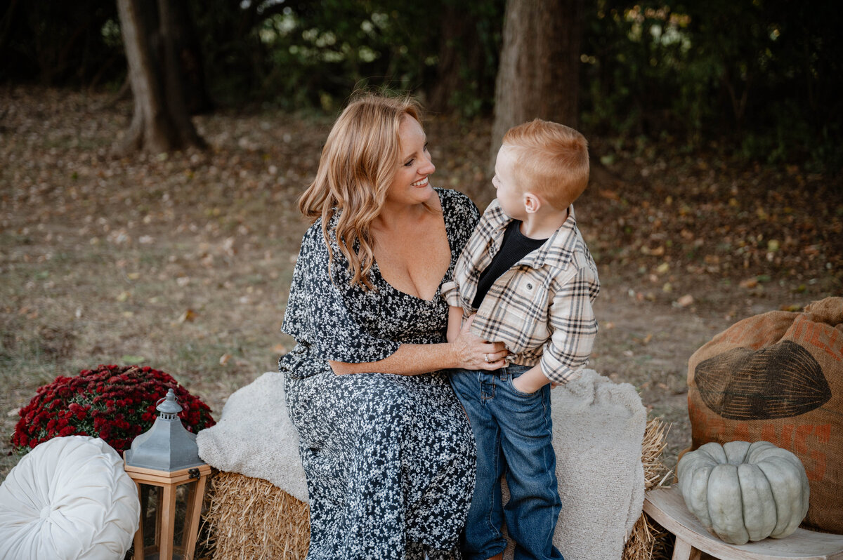 Taylor Elizabeth Photography Weddings and Lifetyle Photographer in Indiana Families Photo 37