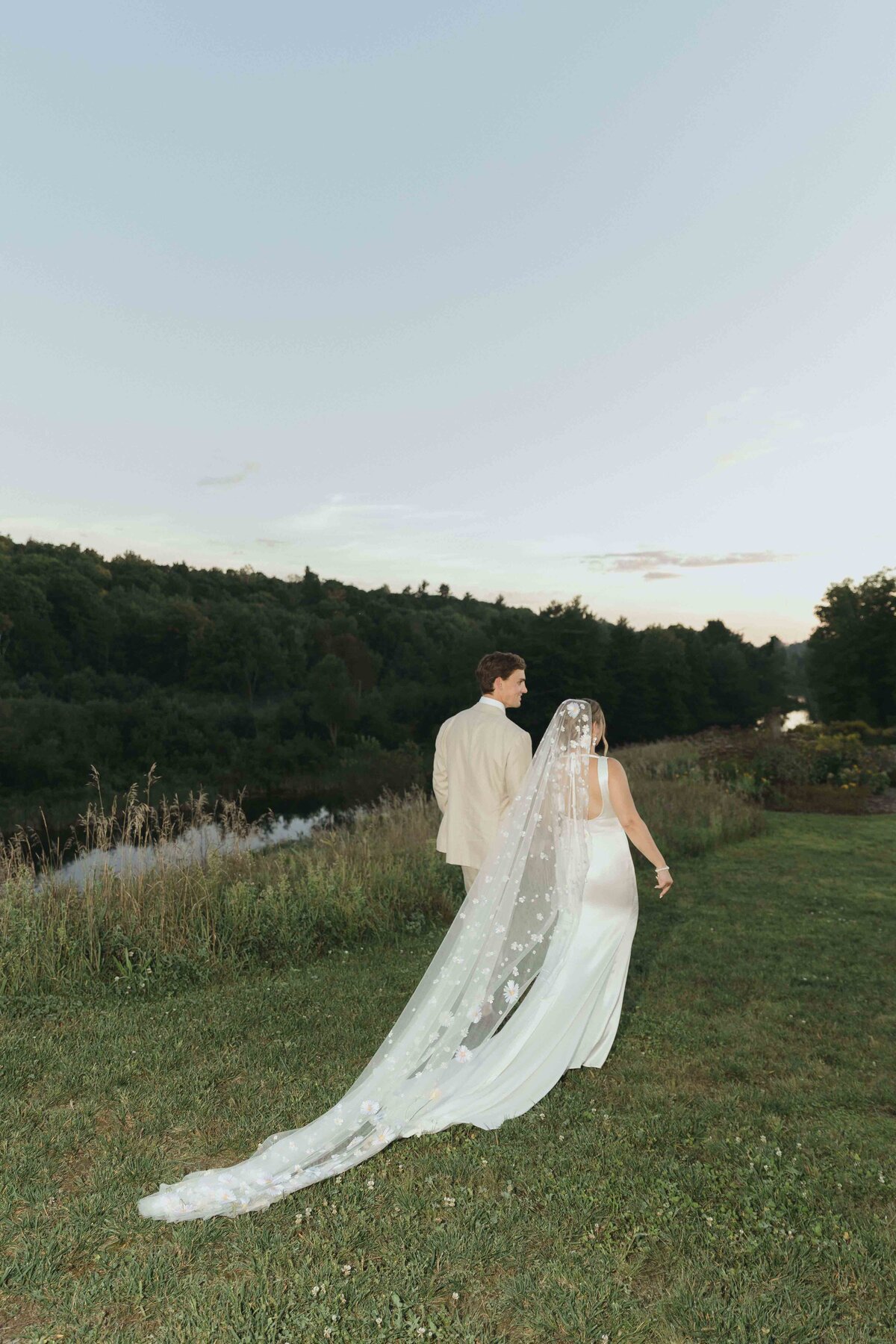 riverhouse winery wedding