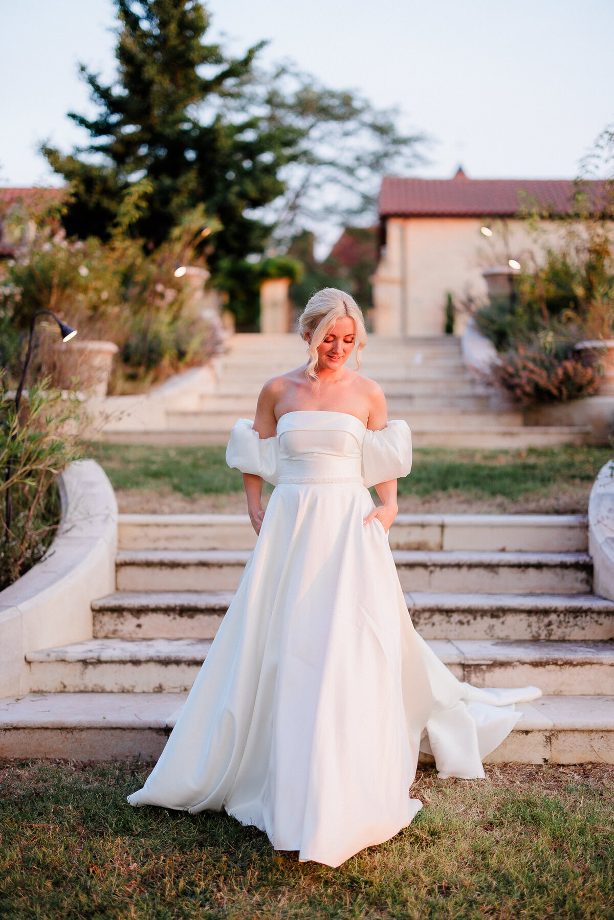 Modern_Chic_Chateau_Valouze_Destination_Wedding_Photographer-114