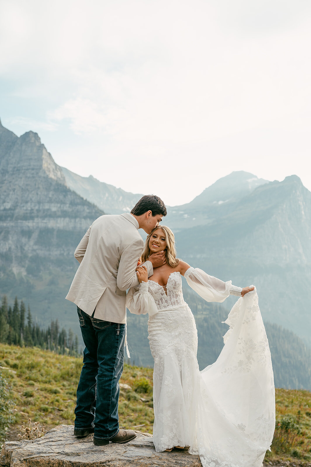 presley-gray-photo-glacier-national-park-elopement-7320