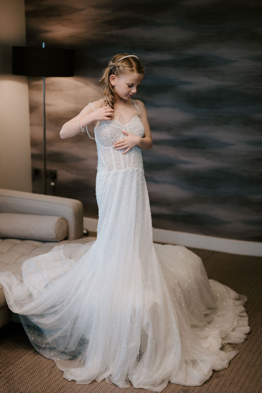 Nicola-Campbell-Timeless-Wedding-Photographer-Scotland-Doubletree-by-Hilton-North-Queensferry-Mr&MrsDavidson-8