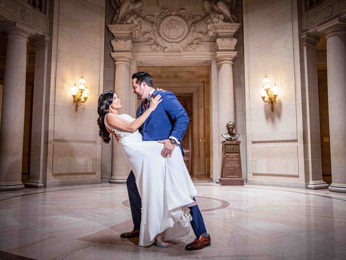 San-Francisco-City-Hall-Wedding-Photographer-Frank-J-Lee-Photography-HB.001---27