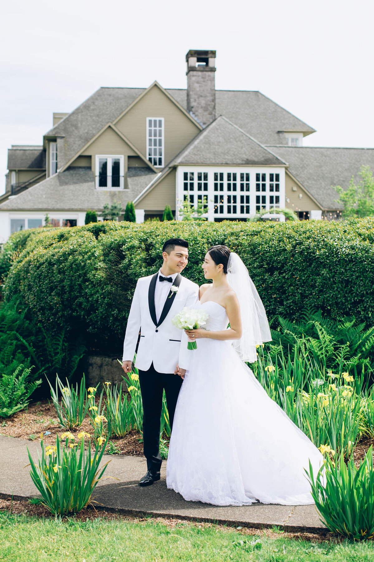 oregon-golf-club-elopement-wedding-aniko-19