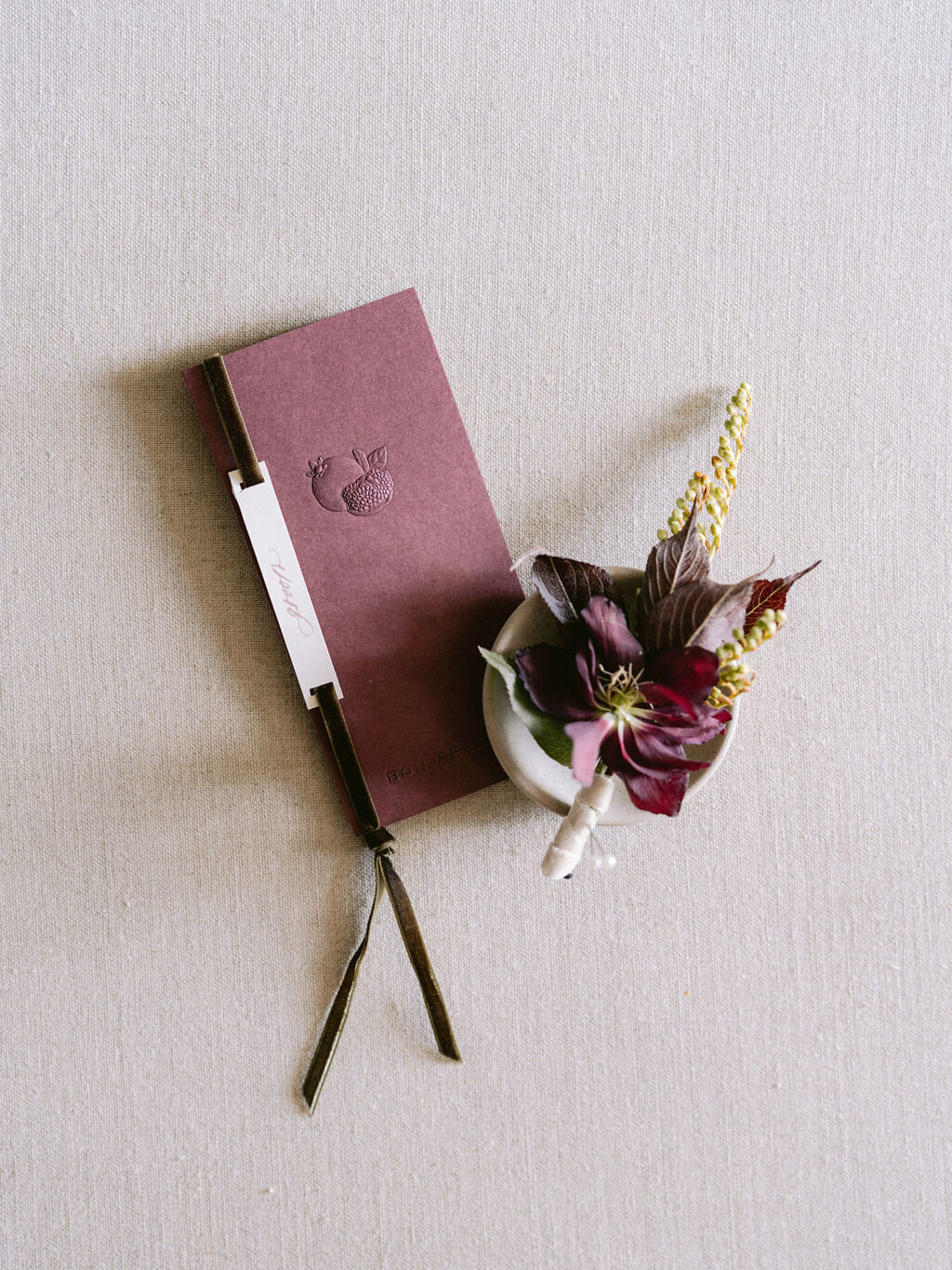 NikkiSanterre_EastCoastLuxuryWeddingPhotographer_CaitieHanrahan_KeswickHallWedding_Jac&Zach-103