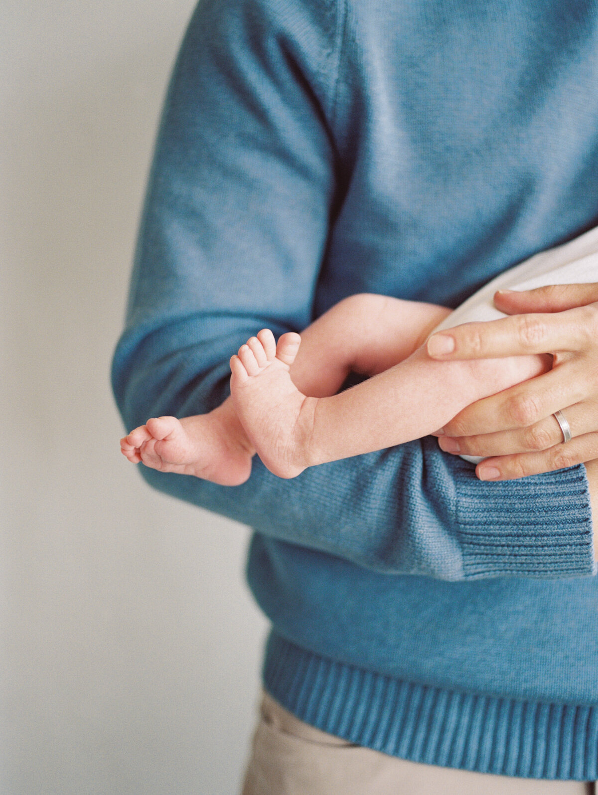 northern virginia newborn photography studio film photo