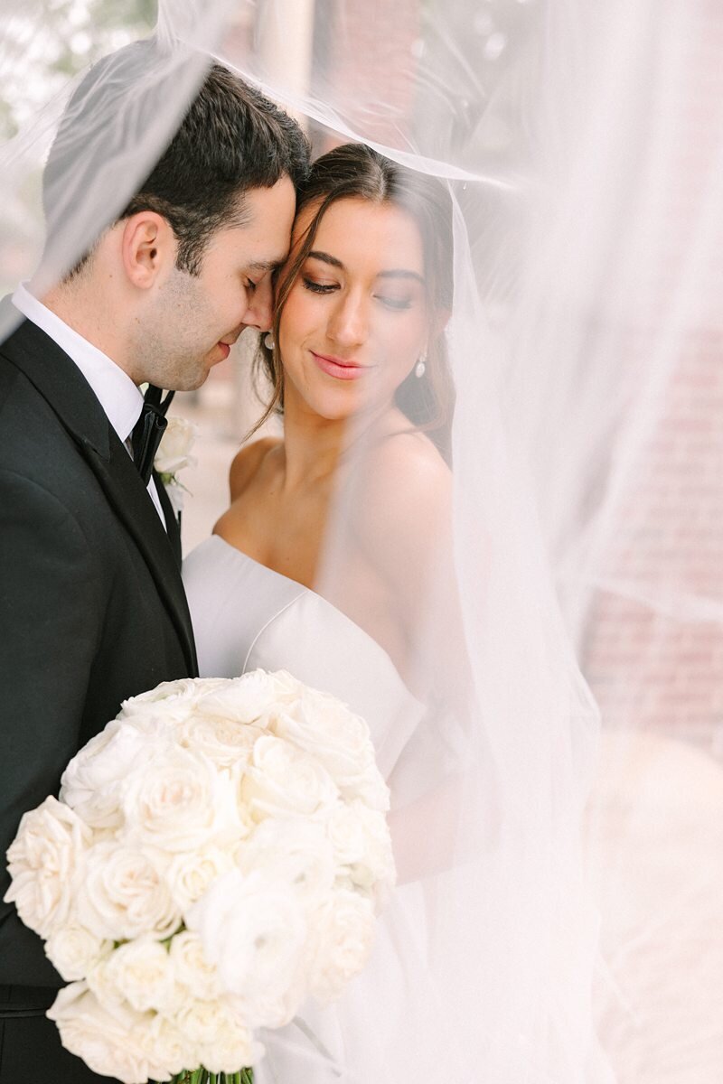 bride-and-groom-portrait-st-benedicts-church-evansville16