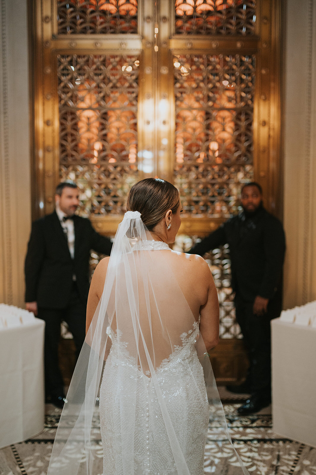 CORRIE-ZACH-NYC-WINTER-WEDDING-AT-GOTHAM-HALL_PHOTOS_BY_MARIA_B_LUNG_0691